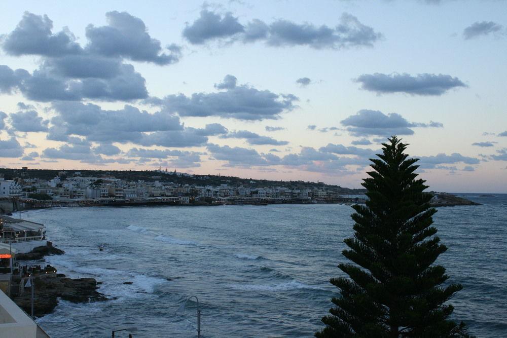 Blue Bay Apartments Hersonissos  Bagian luar foto