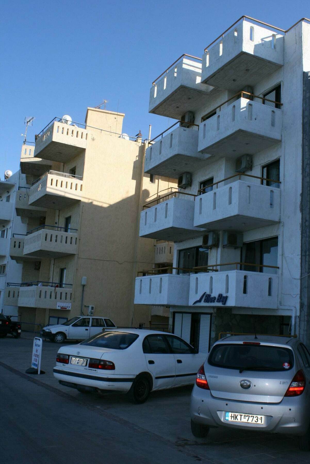 Blue Bay Apartments Hersonissos  Bagian luar foto